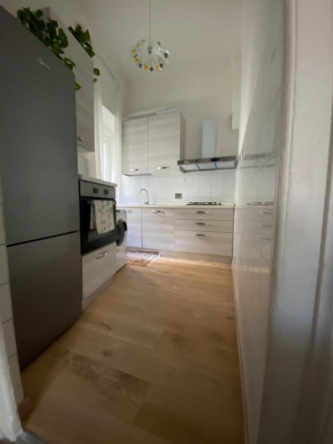 Appartement Zena Apartament à Gênes Extérieur photo